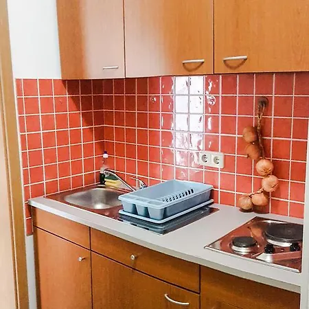 Guest house Guesthouse Pomena