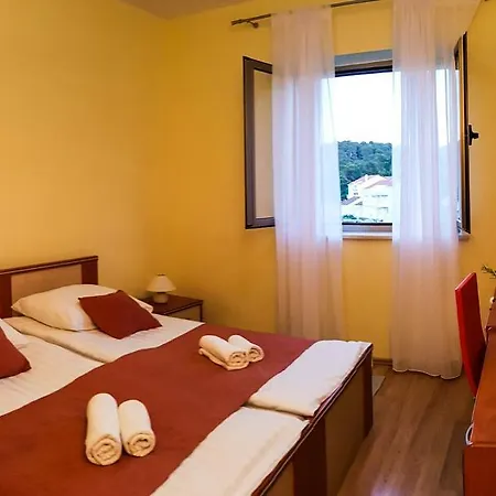 Guesthouse Pomena 포메나