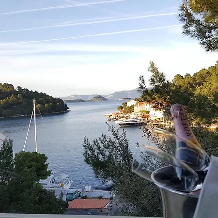 Guesthouse Pomena Gasthof Pomena